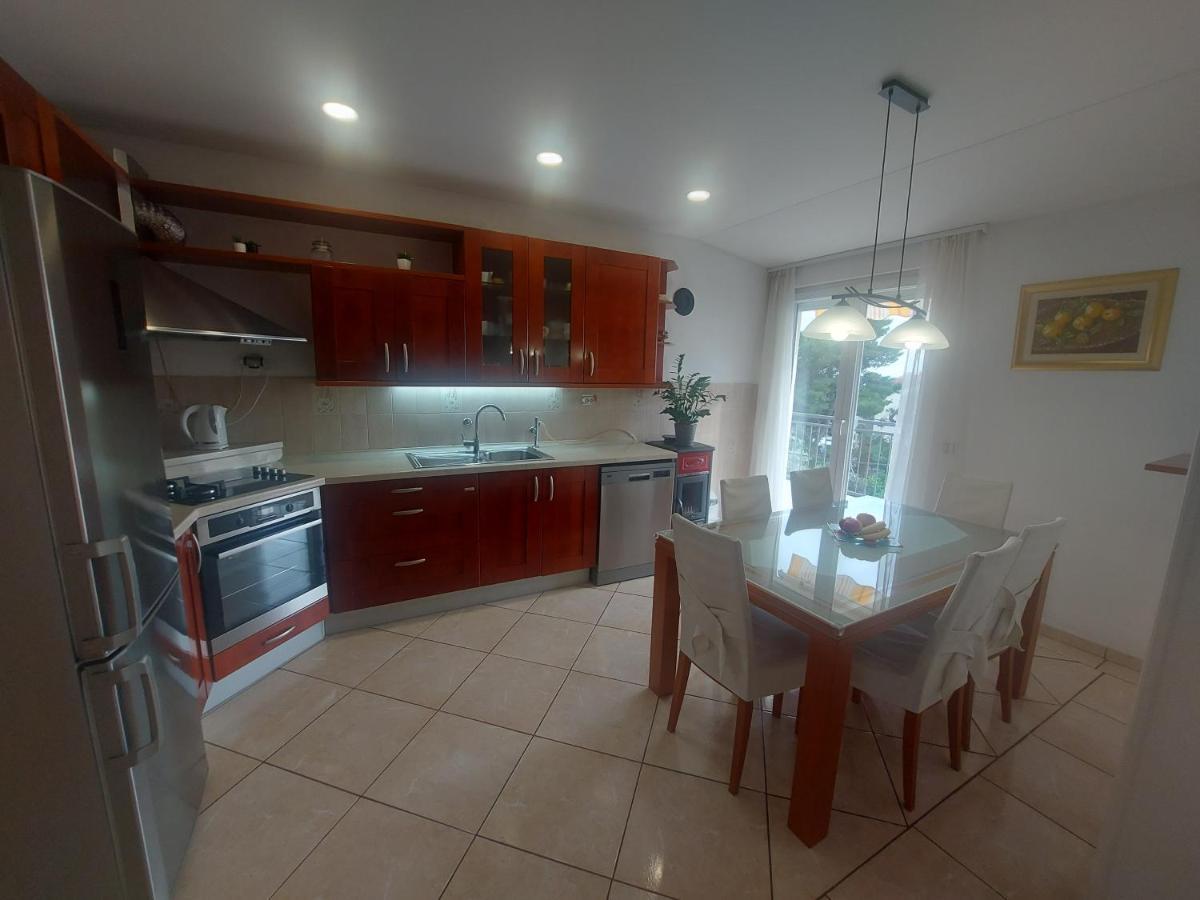 Apartman Mb Подстрана Екстериор снимка